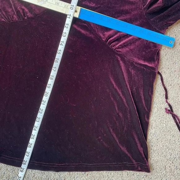 BABY&ME Purple XL Maternity Casual Velvet Velour V Neck Top LongSleeve Holiday - Picture 2 of 10